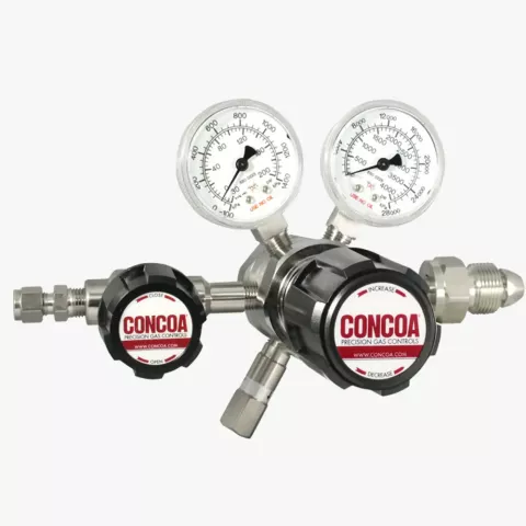Six-port, stainless steel barstock, dual stage cylinder regulator for ultra-high purity gas applications