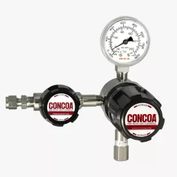 Four-port, stainless steel barstock, point-of-use regulator for ultra-high purity gas applications