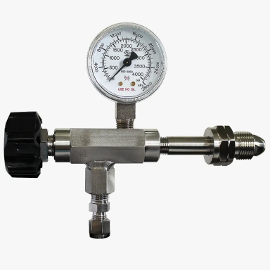 Manual control valve for high purity gases with low cylinder pressures