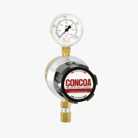 Four-port, brass barstock, high flow pipeline regulator for high purity inert gas applications