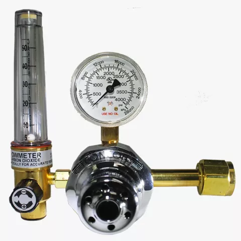 Single stage flowmeter regulator for medium duty welding and blanketing applications