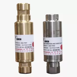 Stainless steel or brass flashback arrestor for high purity and laboratory appplications
